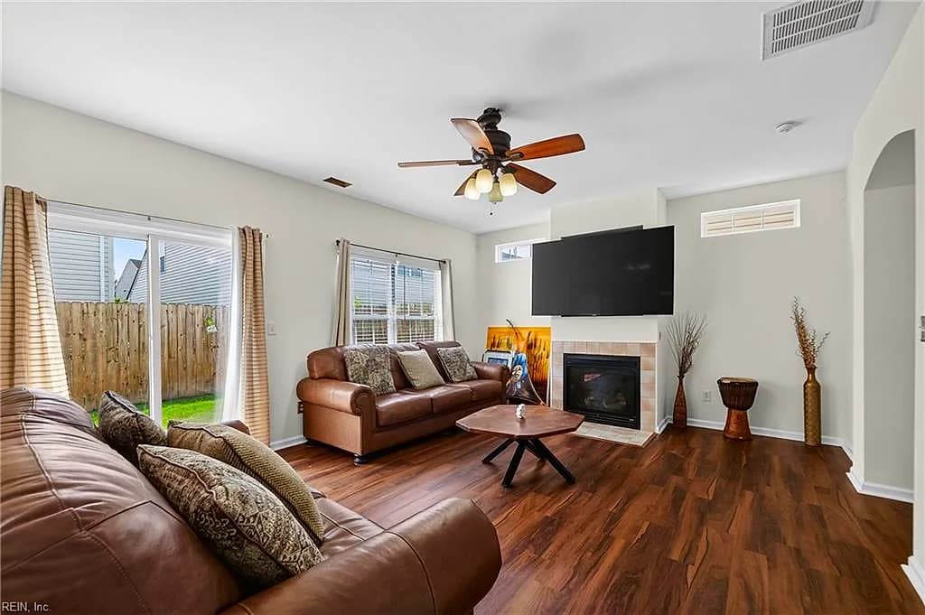 4107 River Breeze CIR, CHESAPEAKE VA 23321 thumb 6