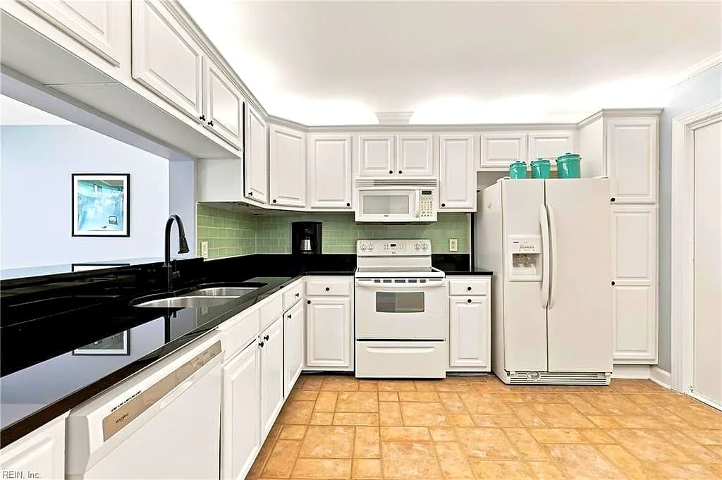 4727 Eldon CT, VIRGINIA BEACH VA 23462 thumb 7