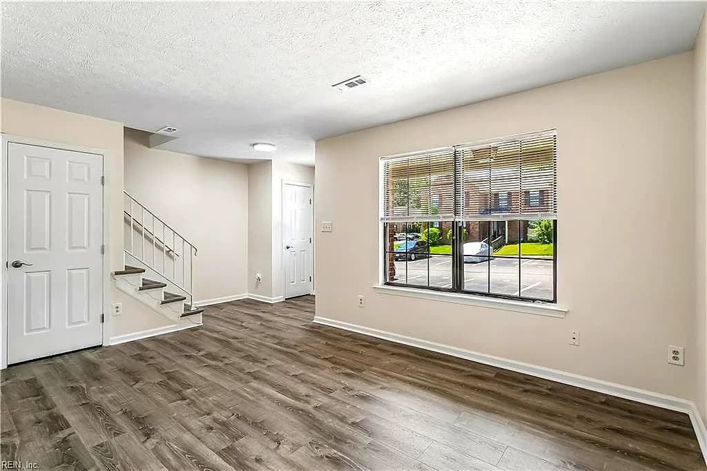 301 Civil CT #D, NEWPORT NEWS VA 23608 thumb 8