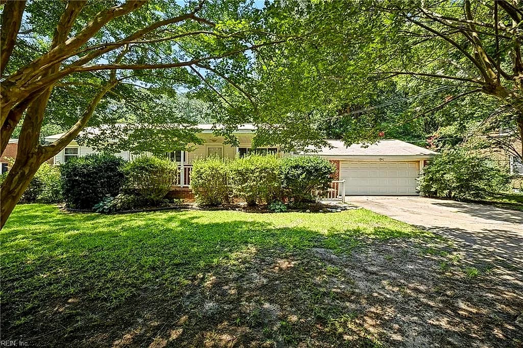 116 Greenland DR, YORKTOWN VA 23693 - Photo 4