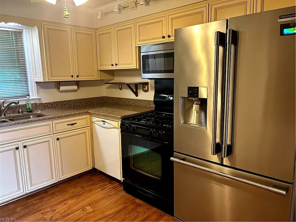 26044 Colonial ST, COURTLAND VA 23837 thumb 11