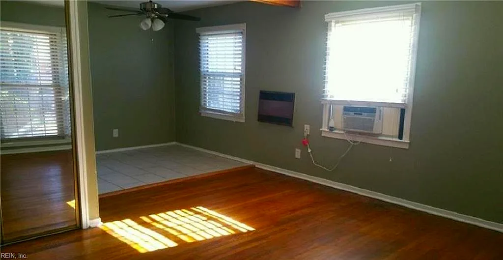 7108 Chryslon LN, NORFOLK VA 23513 - Photo 5