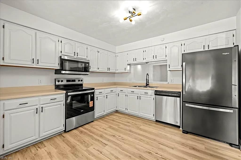 1938 Cranborne CT, VIRGINIA BEACH VA 23453 thumb 7