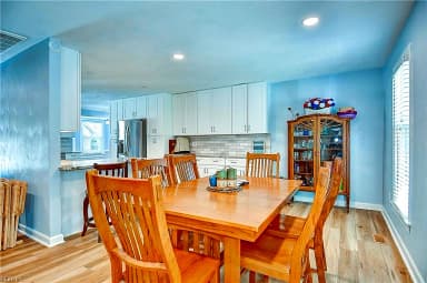 813 Woodrow CT, CHESAPEAKE VA 23322 thumb 3