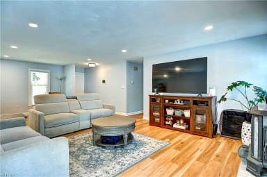 813 Woodrow CT, CHESAPEAKE VA 23322 thumb 6