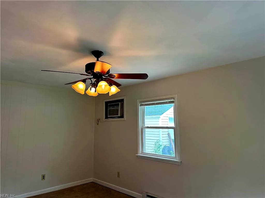 241 Woodview AVE, NORFOLK VA 23505 thumb 6