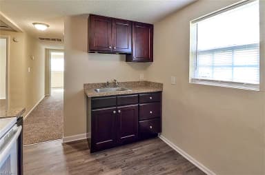 753 28th ST #B, NEWPORT NEWS VA 23607 thumb 9