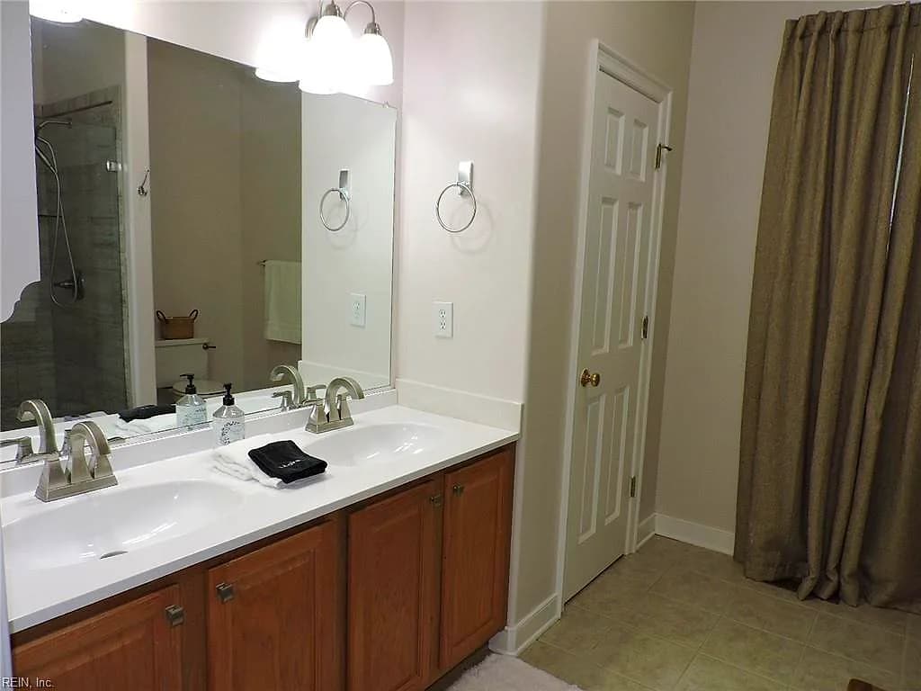 8607 EAST CREEK LN, HAYES VA 23072 thumb 11