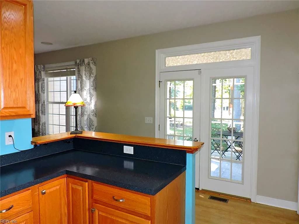 8607 EAST CREEK LN, HAYES VA 23072 thumb 9