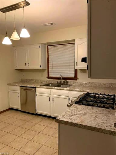 4101 Valencia RD, CHESAPEAKE VA 23321 thumb 9
