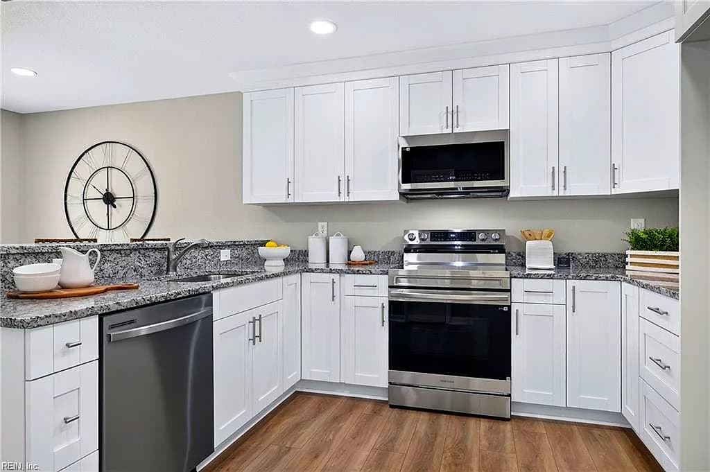 1651 Guthrie ST, VIRGINIA BEACH VA 23464 thumb 6