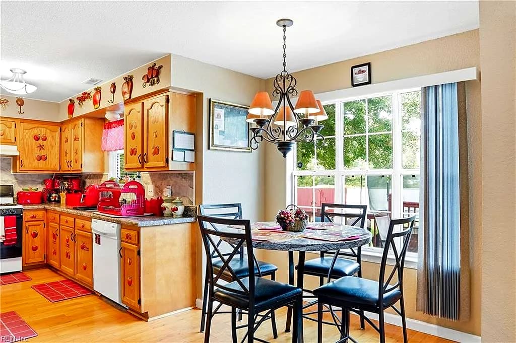 1310 Baltic ST, SUFFOLK VA 23434 thumb 11