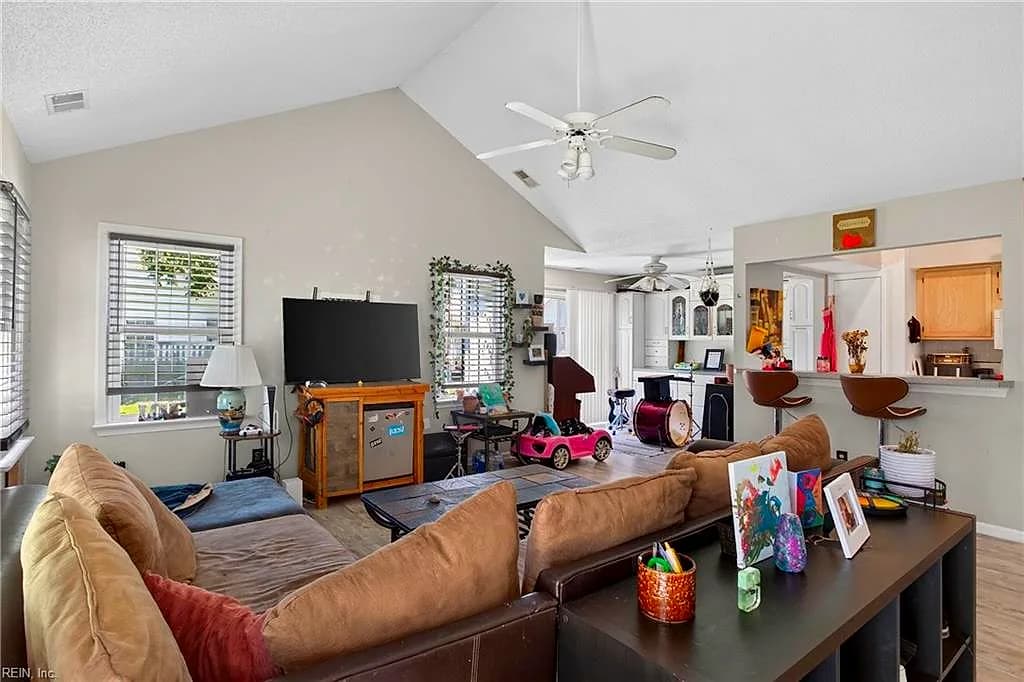 1305 Quail Creek HOLW #A, CHESAPEAKE VA 23320 thumb 8