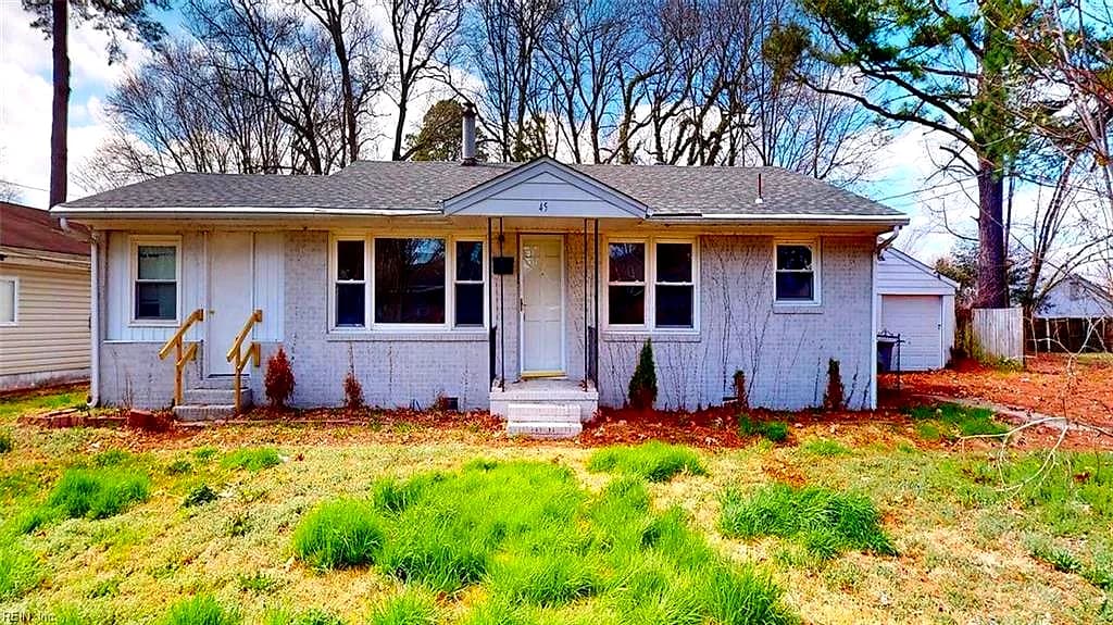 45 Salem ST, HAMPTON VA 23669 - Photo 2