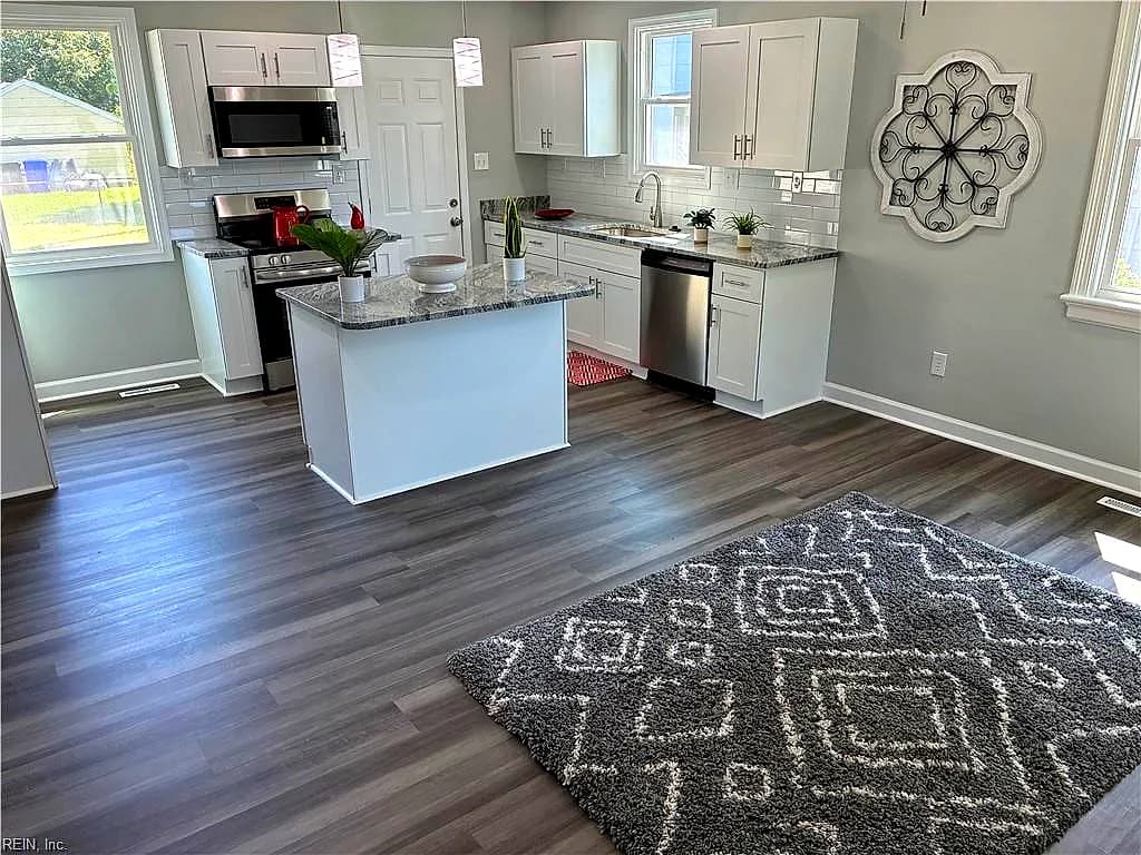 6376 Palem RD, NORFOLK VA 23513 - Main photo