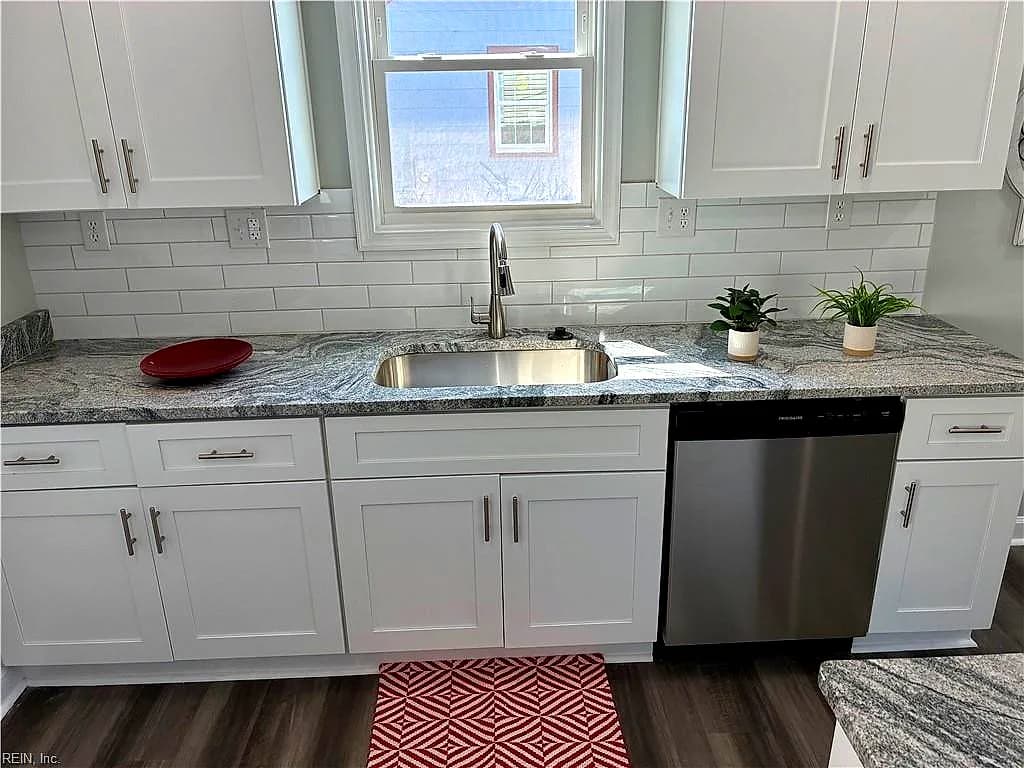 6376 Palem RD, NORFOLK VA 23513 - Photo 3