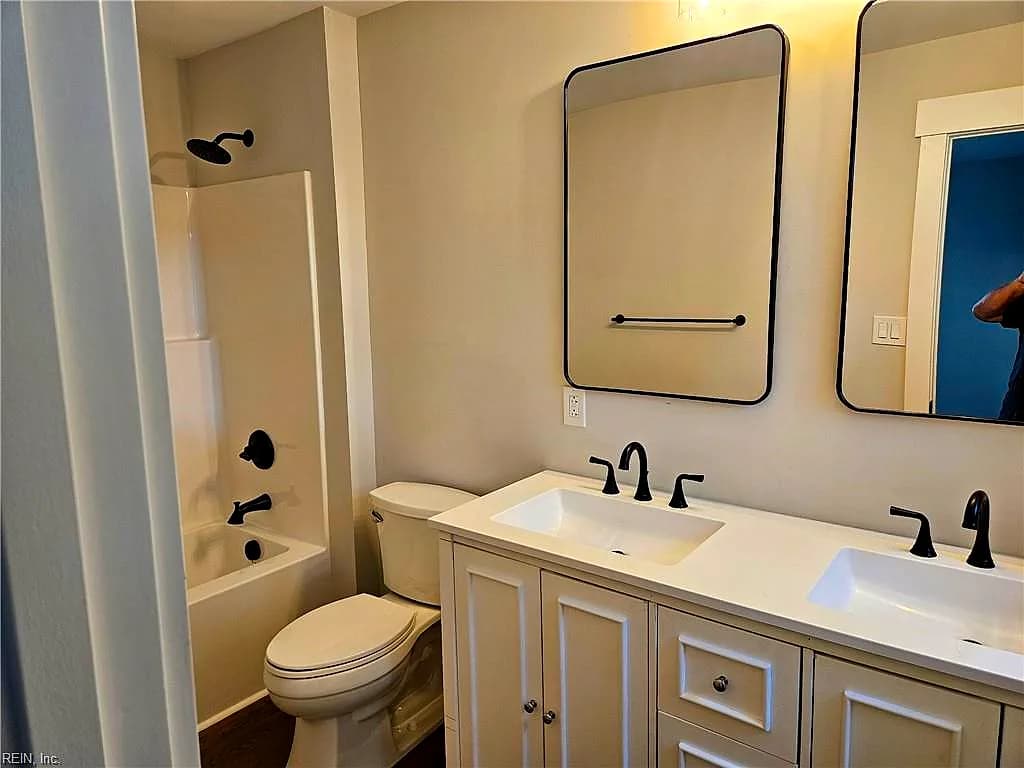 3321 Pine Hill CRES, CHESAPEAKE VA 23323 thumb 8