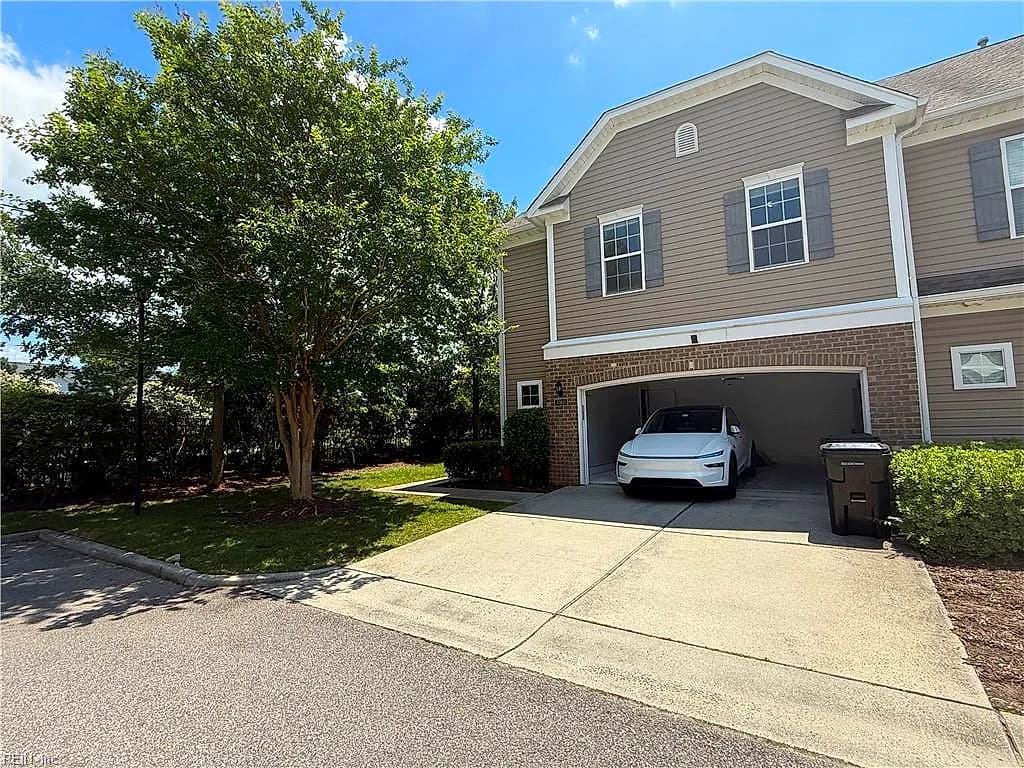 4301 Cattail LN, VIRGINIA BEACH VA 23456 - Main photo