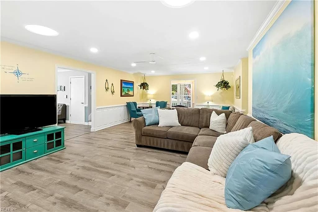 318 Rio DR, CHESAPEAKE VA 23322 thumb 10
