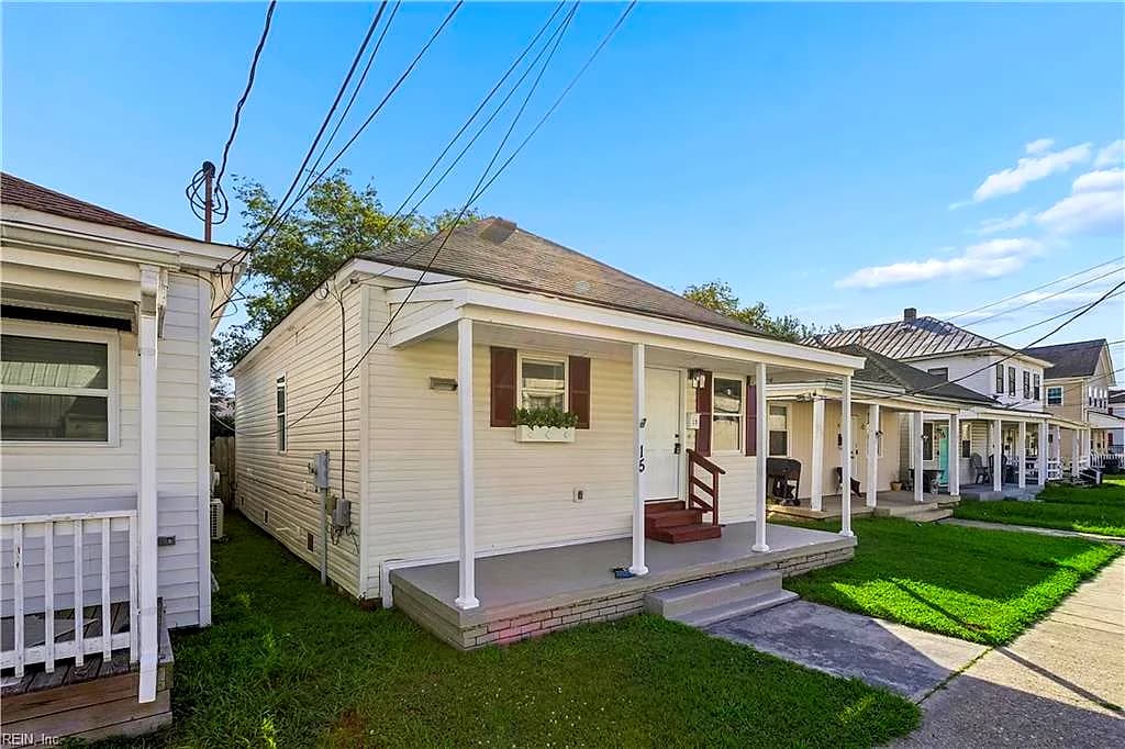 15 E Howard ST, HAMPTON VA 23663 - Photo 5