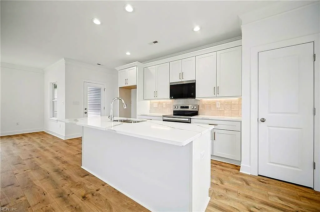 3753 Clipper Bay DR, VIRGINIA BEACH VA 23455 thumb 10