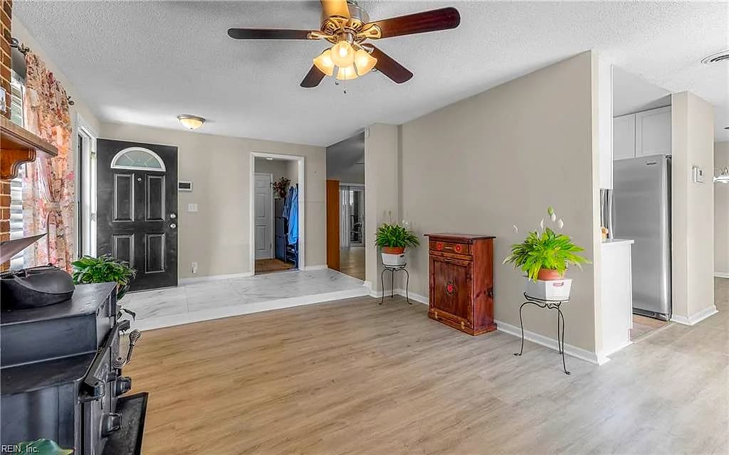 3533 Daffodil CRES, VIRGINIA BEACH VA 23453 thumb 8