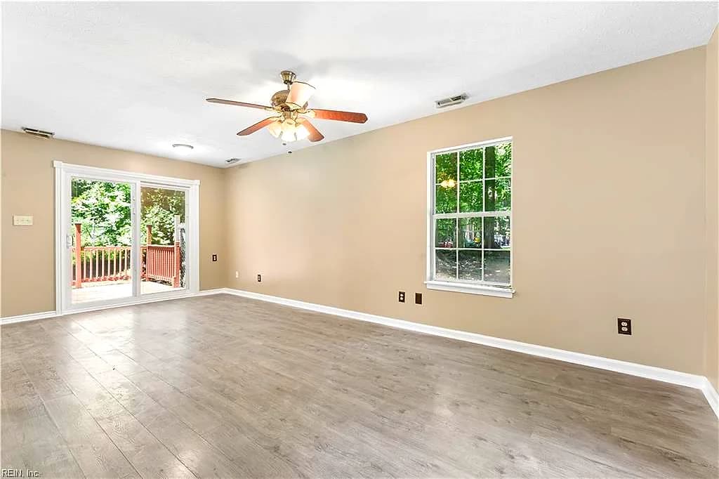 243 Windsor RD, NORTH VA 23128 thumb 12