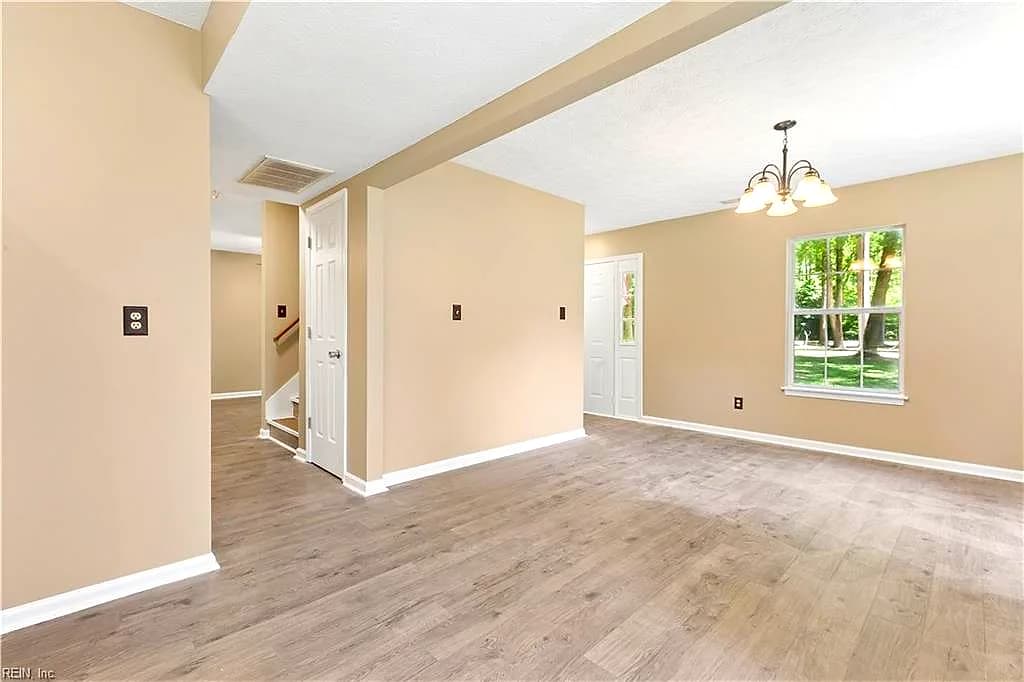 243 Windsor RD, NORTH VA 23128 thumb 7