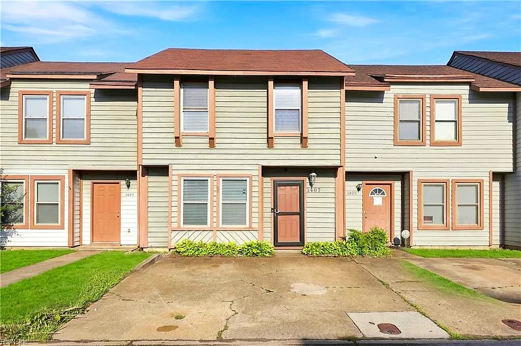 1407 Woodscape LN, VIRGINIA BEACH VA 23462 - Main photo