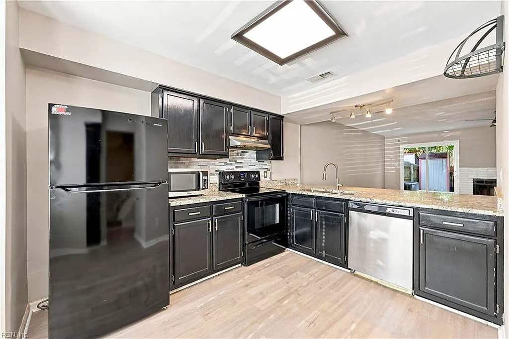 1407 Woodscape LN, VIRGINIA BEACH VA 23462 thumb 12
