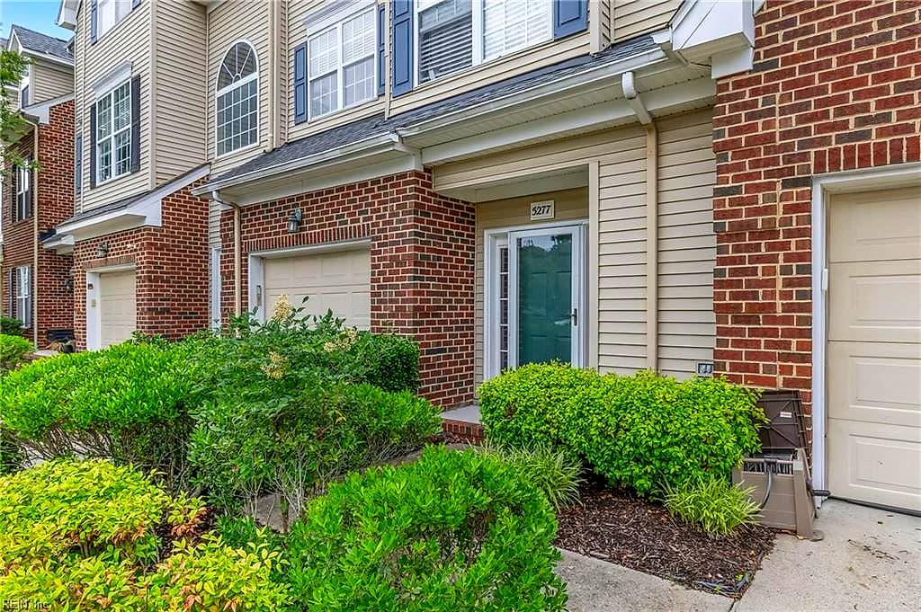 5277 Summer CRES, VIRGINIA BEACH VA 23462 - Photo 2