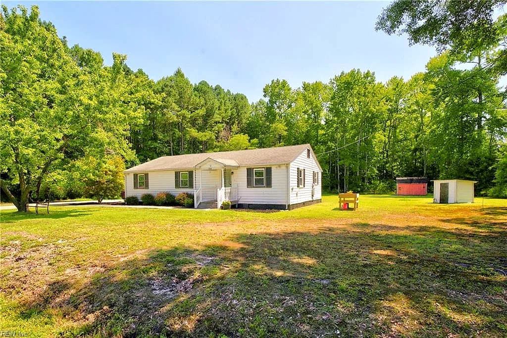 764 Greenway RD, SUFFOLK VA 23434 - Photo 5