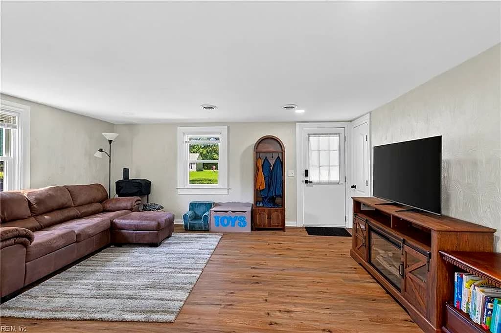 764 Greenway RD, SUFFOLK VA 23434 thumb 6