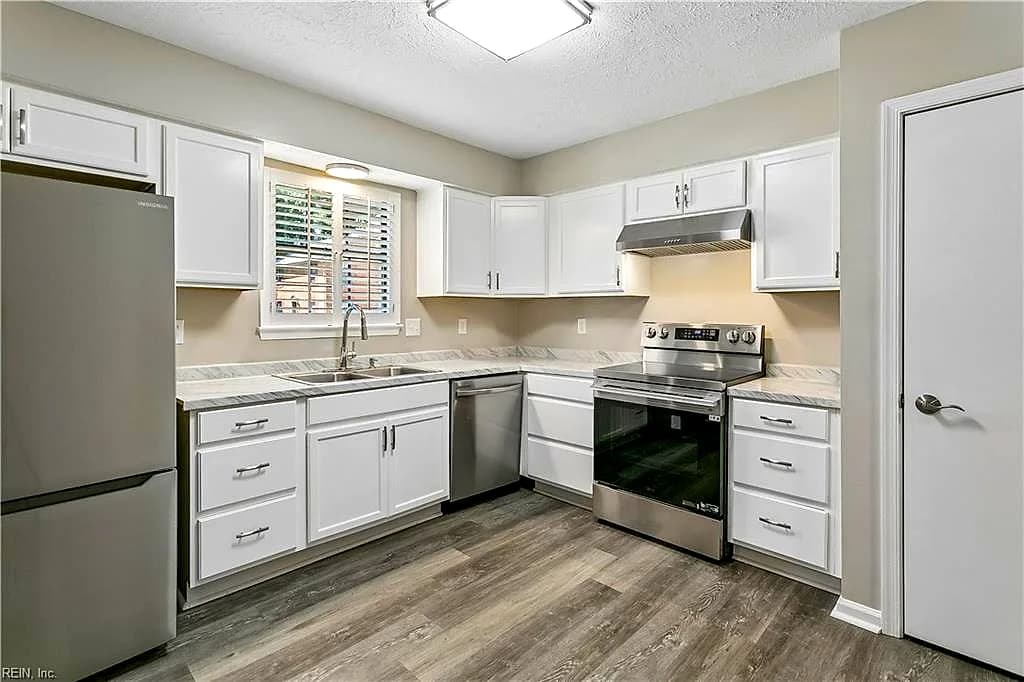 359 Deputy LN #E, NEWPORT NEWS VA 23608 thumb 7