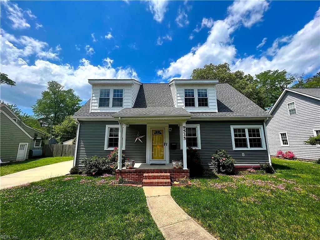 9535 Sherwood PL, NORFOLK VA 23503 - Photo 3