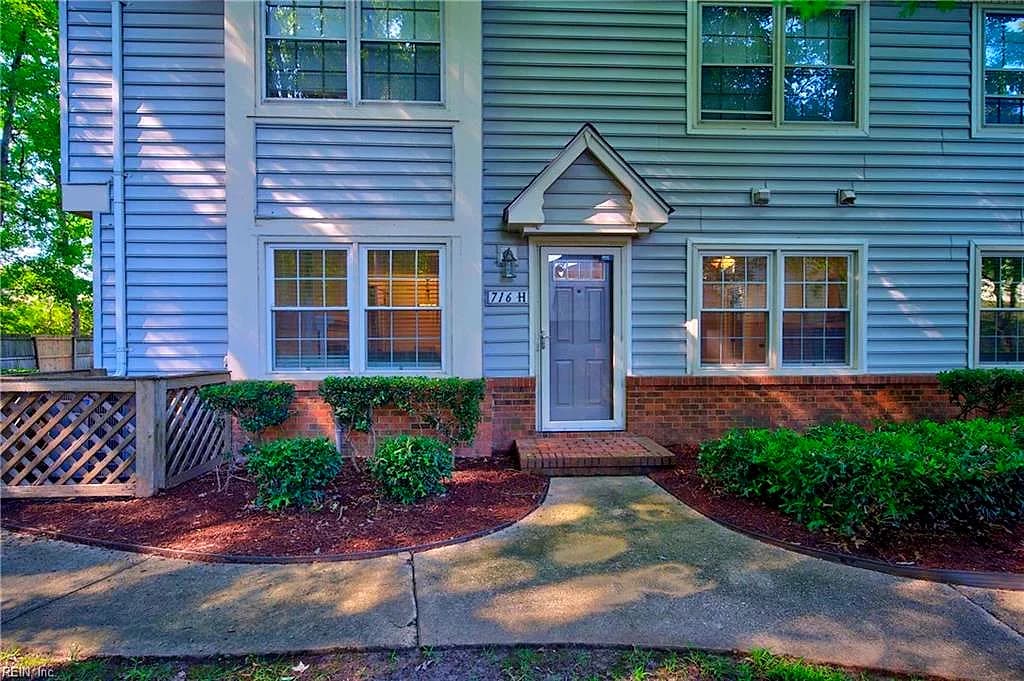 716 Rapidan River CT #H, CHESAPEAKE VA 23320 - Photo 4
