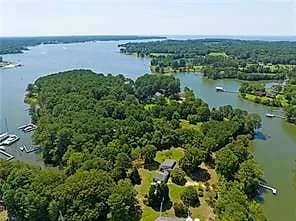 175 Heron Point RD, CARDINAL VA 23025 - Photo 3