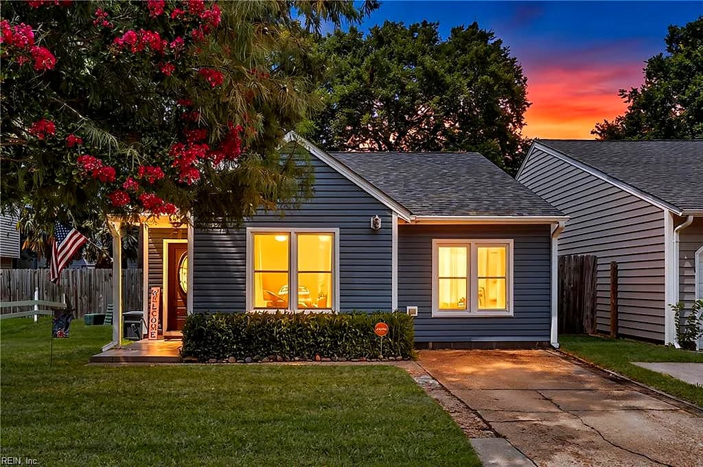 5107 Rugby RD, VIRGINIA BEACH VA 23464 - Photo 2