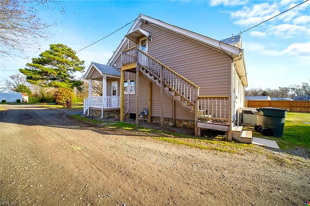 1270 Old Buckroe RD #B, HAMPTON VA 23663 - Photo 5