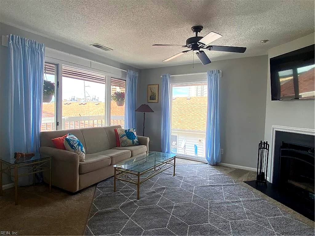 2228 Vista CIR, VIRGINIA BEACH VA 23451 - Photo 3