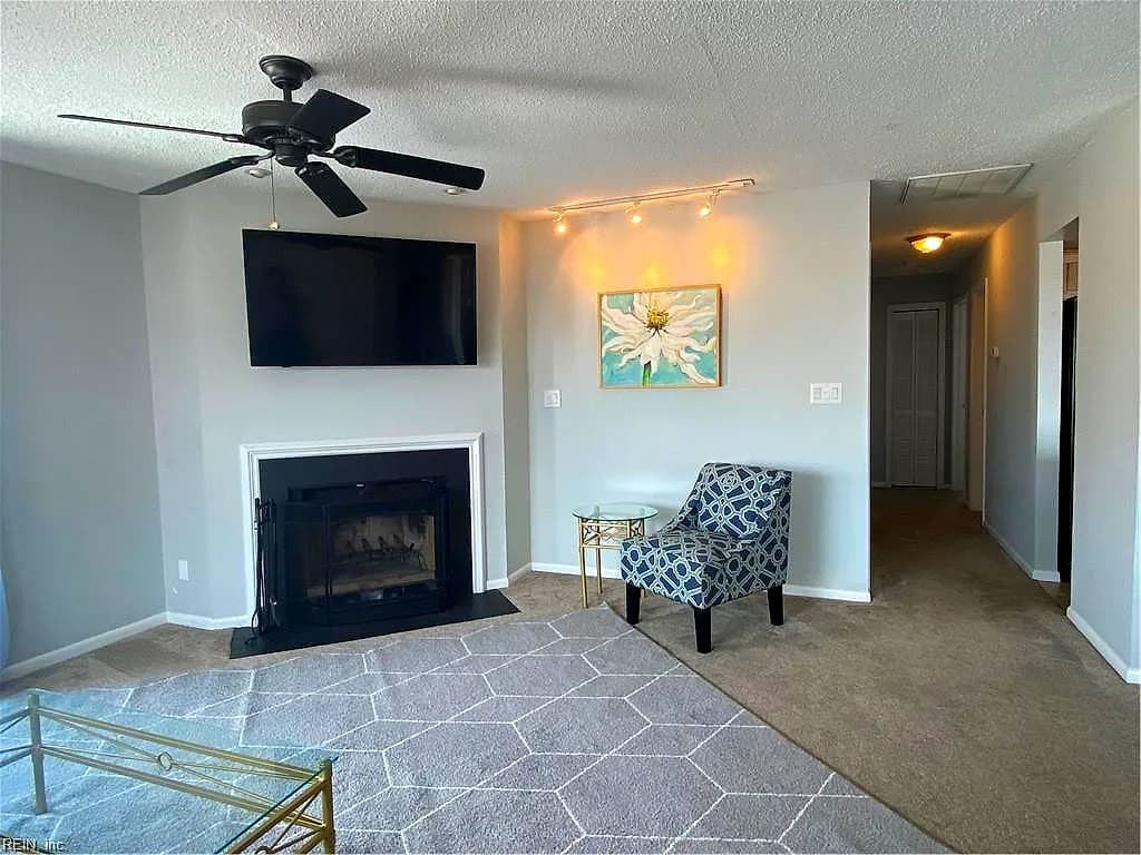 2228 Vista CIR, VIRGINIA BEACH VA 23451 - Photo 5