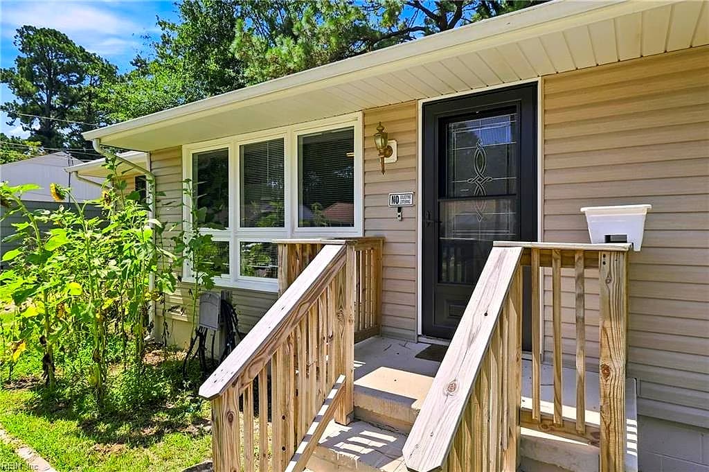 24 Warren DR, PORTSMOUTH VA 23701 - Photo 3