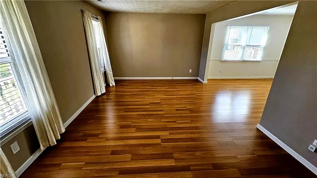 1605 Sinking Creek DR, VIRGINIA BEACH VA 23464 - Photo 5