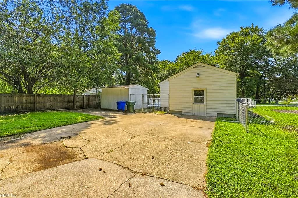5938 Marshall AVE, NEWPORT NEWS VA 23605 thumb 9
