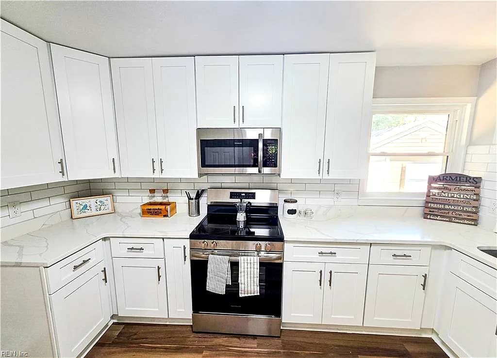 7703 Nesbitt DR, NORFOLK VA 23505 thumb 7