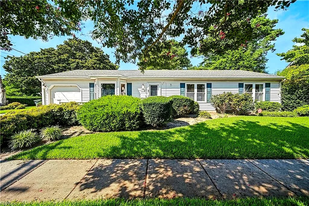 108 E Westmont AVE, NORFOLK VA 23503 - Photo 3