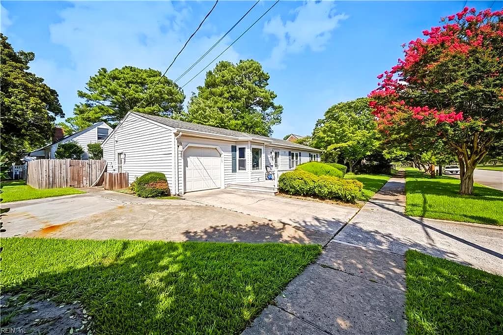 108 E Westmont AVE, NORFOLK VA 23503 - Photo 4