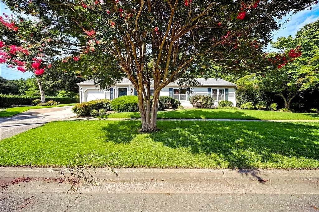 108 E Westmont AVE, NORFOLK VA 23503 - Photo 5