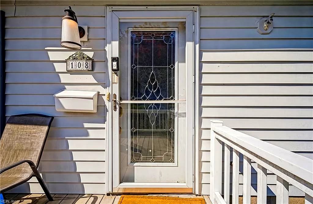 108 E Westmont AVE, NORFOLK VA 23503 thumb 7