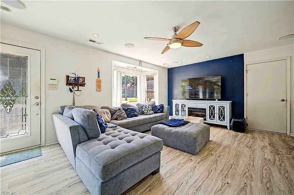 108 E Westmont AVE, NORFOLK VA 23503 thumb 9